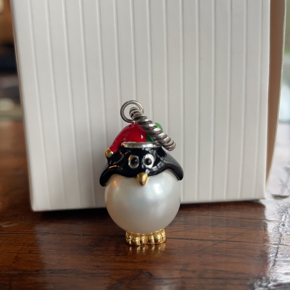 Penguin Brighton charm